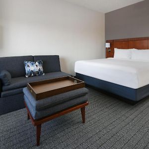 Courtyard Dallas Las Colinas
